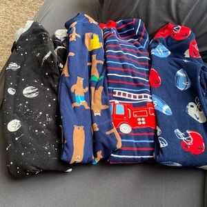 Boys 18 month Carter footie fleece pajamas with grippies